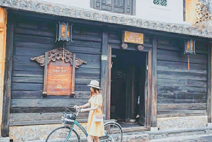 hoi an ancient house tan ky travel guide 2023