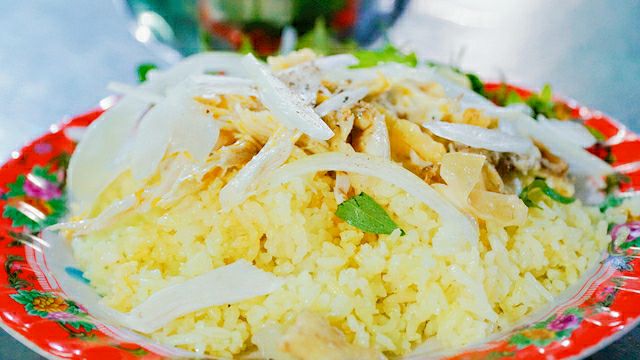 Com ga Chicken rice Hoi An travel guide in viet nam 2023